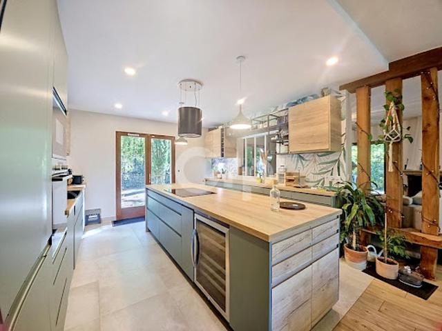Vente Maison 6 pièces 245 m2 Noisy sur Ecole