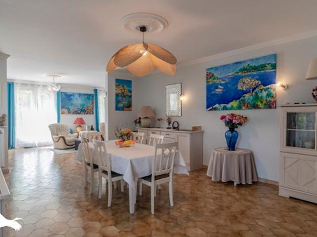 Vente Maison 6 pièces 248 m2 Roumens