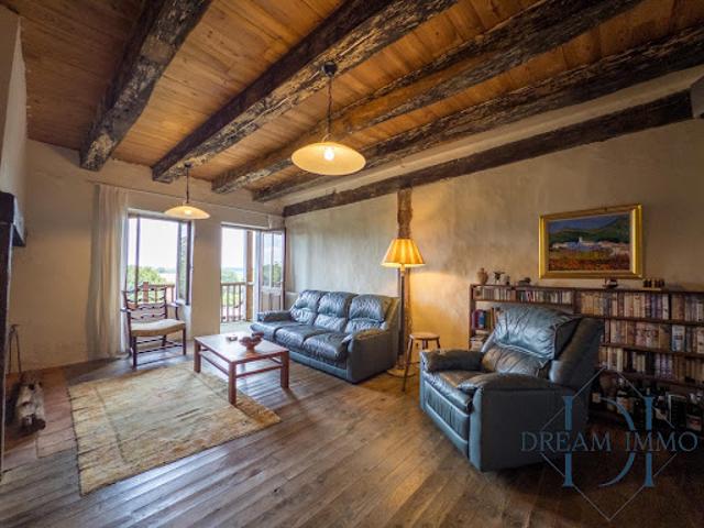 Vente Maison 6 pièces 240 m2 Bassoues