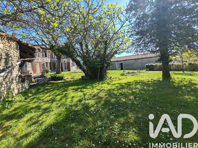 Vente Maison 6 pièces 240 m2 Breuil la Réorte