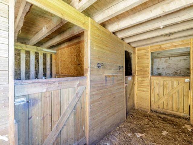 Vente Maison 10 pièces 240 m2 Saint Hilaire la Treille