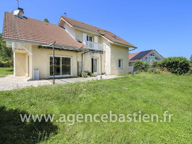 Vente Maison 6 pièces 241.91 m2 Grilly