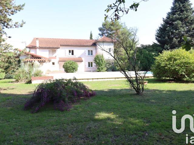 Vente Maison 6 pièces 242 m2 Orléat