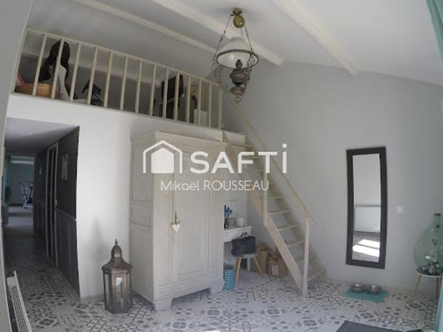 Vente Maison 6 pièces 242 m2 Cissé