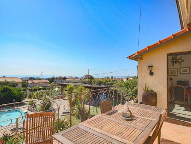 Vente Maison 6 pièces 250 m2 Le golfe juan