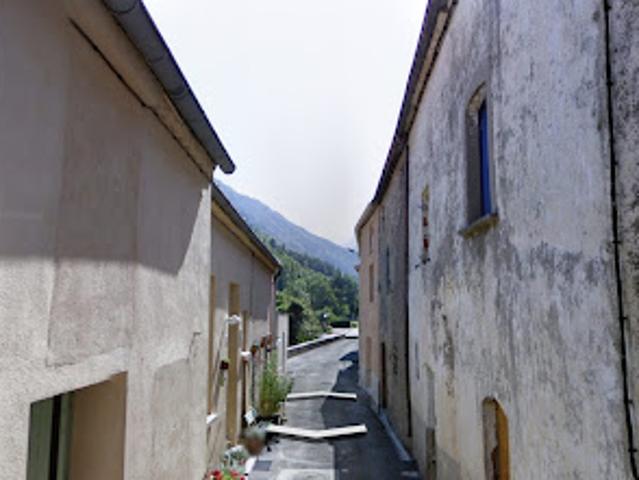 Vente Maison 6 pièces 250 m2 Salvezines