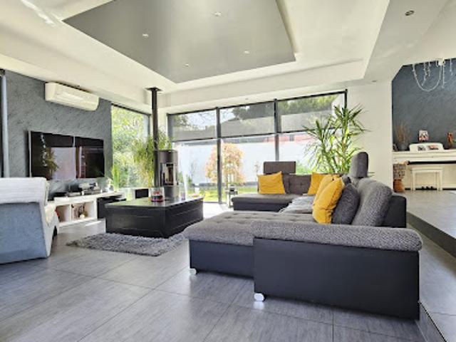 Vente Maison 6 pièces 250 m2 Villers la Montagne