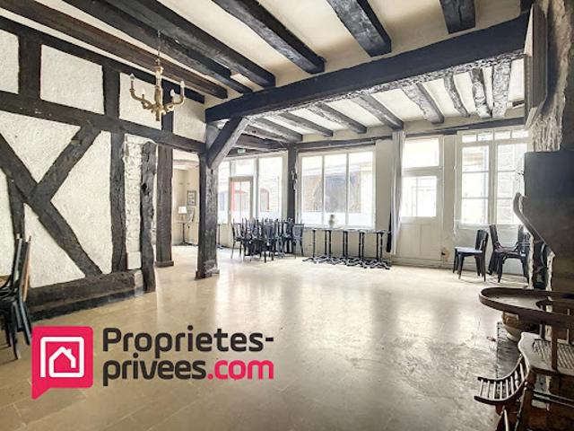 Vente Maison 6 pièces 251 m2 Noyers