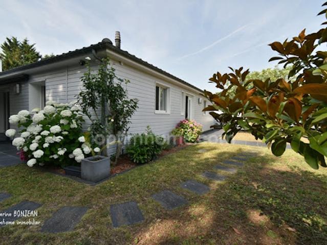 Vente Maison 6 pièces 252 m2 Blanquefort
