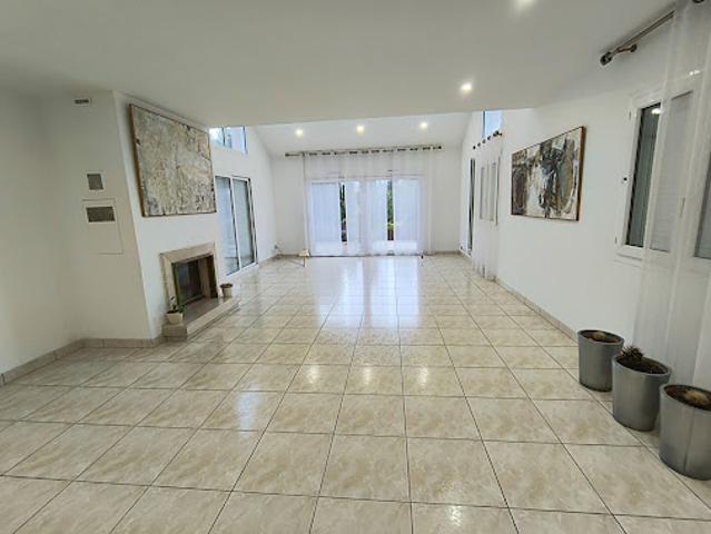 Vente Maison 6 pièces 253 m2 Verneuil sur Vienne