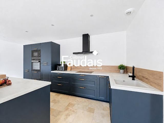 Vente Maison 6 pièces 266 m2 Bricquebec