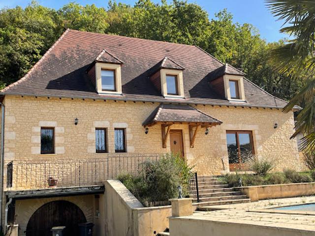 Vente Maison 6 pièces 260 m2 Montignac