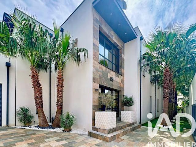 Vente Maison 6 pièces 262 m2 Agde