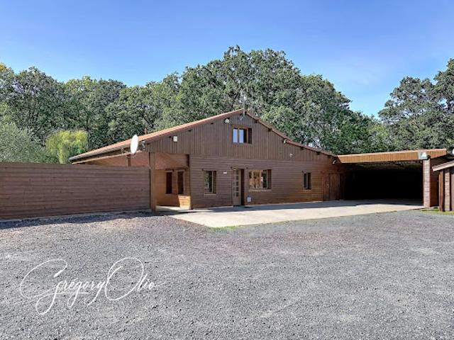 Vente Maison 6 pièces 274 m2 Magny le Freule