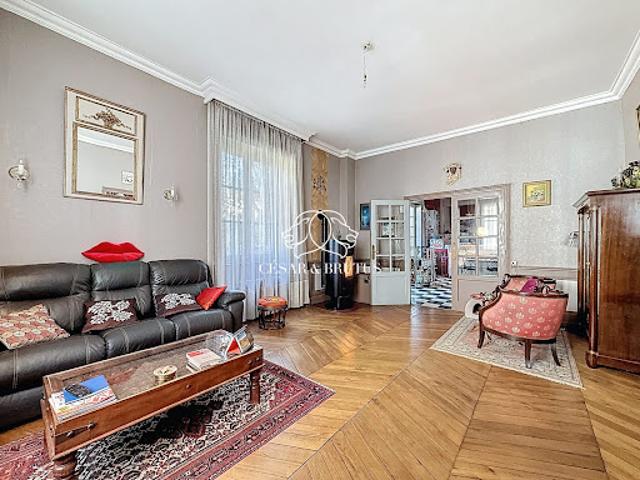 Vente Maison 6 pièces 274 m2 Bourg de Thizy