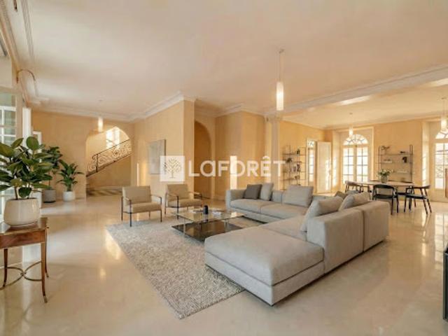 Vente Maison 5 pièces 274 m2 La Varenne Saint Hilaire