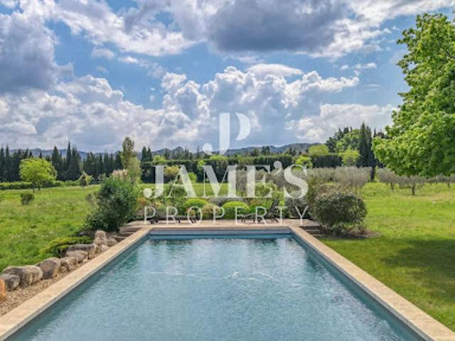 Vente Maison 6 pièces 275 m2 Saint Rémy de Provence