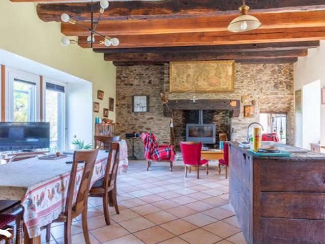 Vente Maison 6 pièces 276 m2 Payzac
