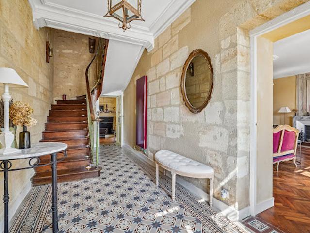 Vente Maison 6 pièces 270 m2 Gauriac