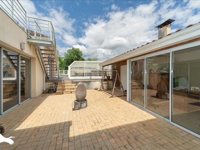 Vente Maison 6 pièces 270 m2 Cavignac