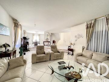 Vente Maison 6 pièces 270 m2 Saint Denis