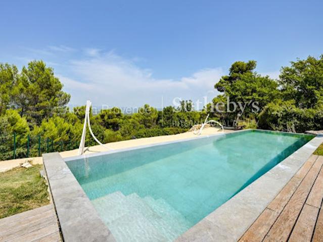Vente Maison 6 pièces 272 m2 Aix en Provence
