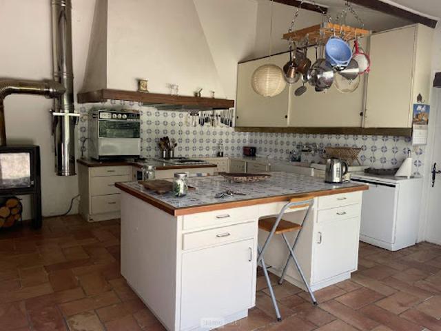 Vente Maison 6 pièces 272 m2 Saint Jean d'Ataux