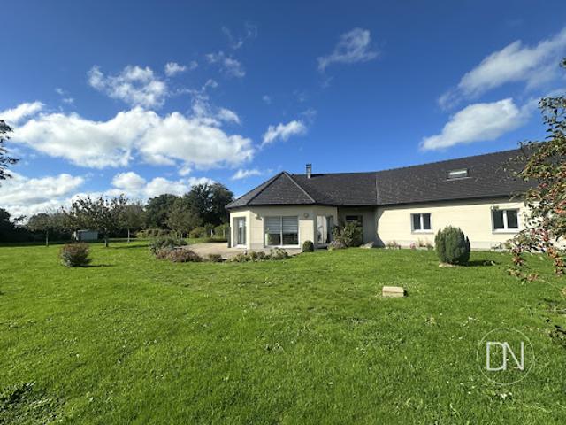 Vente Maison 6 pièces 272.76 m2 Veules les Roses