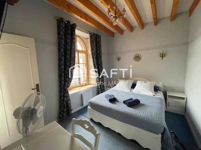 Vente Maison 6 pièces 297 m2 Montsûrs