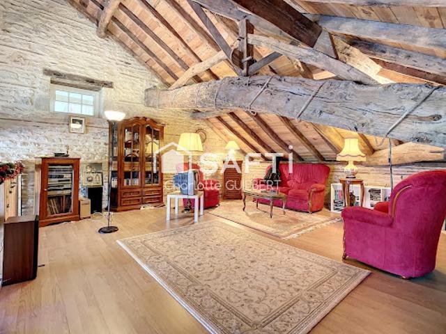 Vente Maison 6 pièces 290 m2 Sainte Marthe