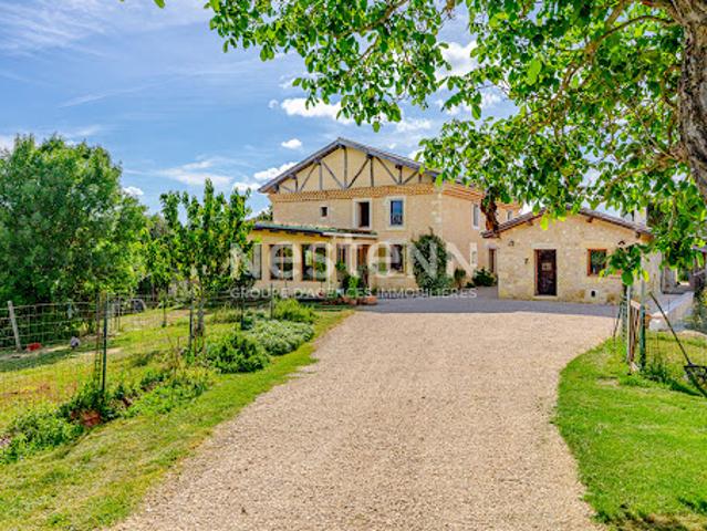 Vente Maison 6 pièces 304 m2 Le Brouilh Monbert