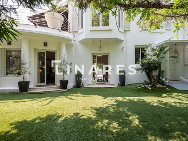 Vente Maison 6 pièces 306 m2 Marseille 8ème