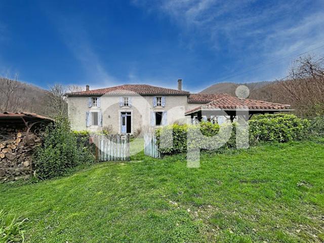 Vente Maison 6 pièces 300 m2 Malvezie