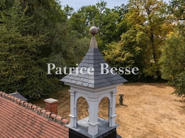 Vente Maison 6 pièces 300 m2 Cosne Cours sur Loire