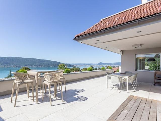 Vente Maison 6 pièces 300 m2 Veyrier du Lac