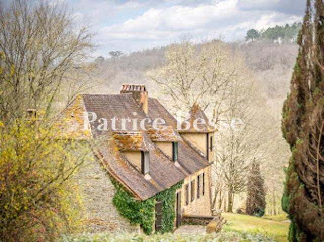 Vente Maison 6 pièces 315 m2 Villefranche du Périgord