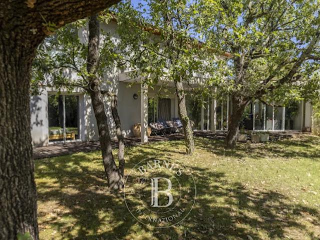 Vente Maison 6 pièces 324 m2 Saint Martin de Londres