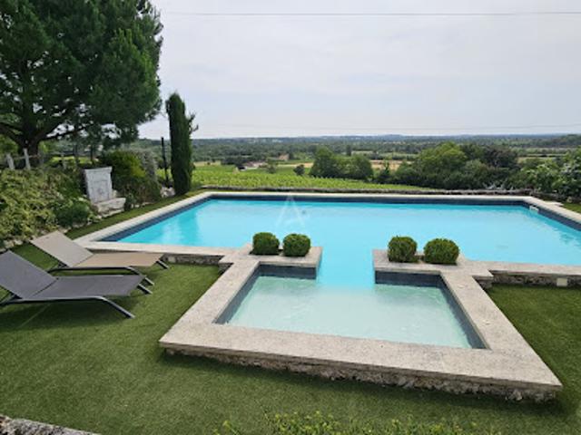 Vente Maison 6 pièces 332 m2 Bourg sur gironde