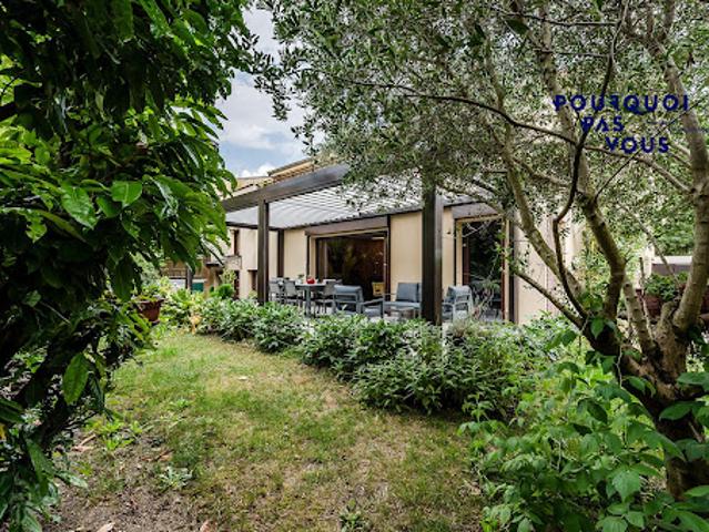 Vente Maison 6 pièces 332.16 m2 Lyon 4ème