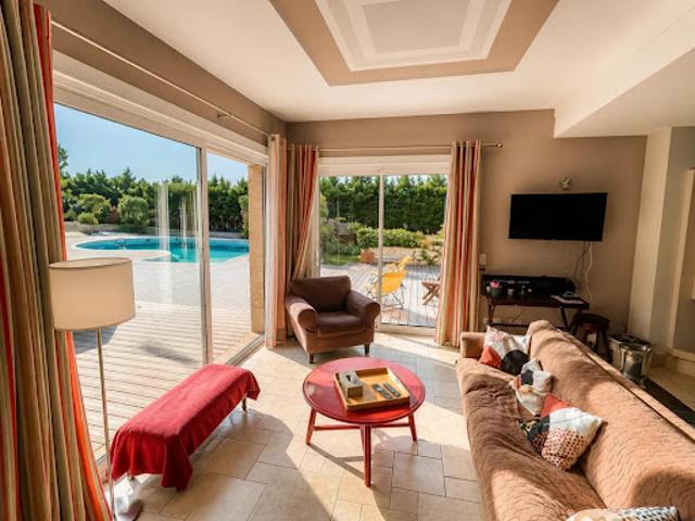 Vente Maison 6 pièces 356 m2 Larroque Saint Sernin