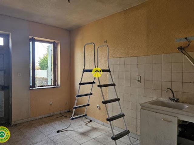 Vente Maison 6 pièces 68 m2 Cosne d'Allier