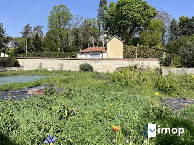 Vente Maison 6 pièces 734 m2 Le Mesnil le Roi