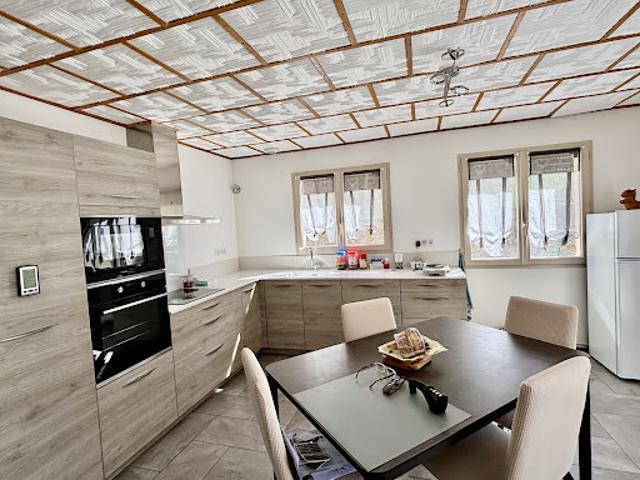 Vente Maison 6 pièces 84.7 m2 Villefort