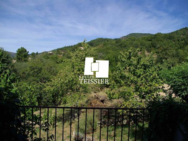 Vente Maison 6 pièces 94 m2 Rocher
