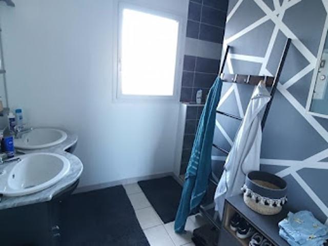 Vente Maison 6 pièces 96 m2 Montguyon