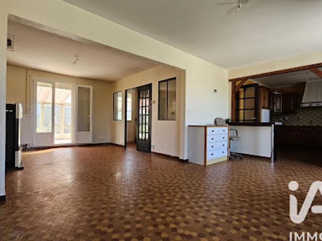 Vente Maison 6 pièces 96 m2 Saint Germer de Fly