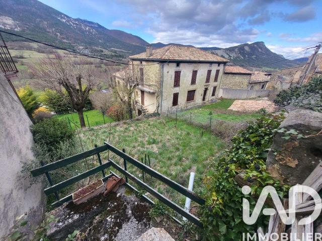 Vente maison 6 pièces Bruis 05