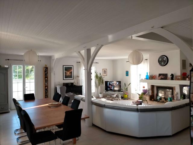 Vente maison 6 pièces Bussac sur Charente 17