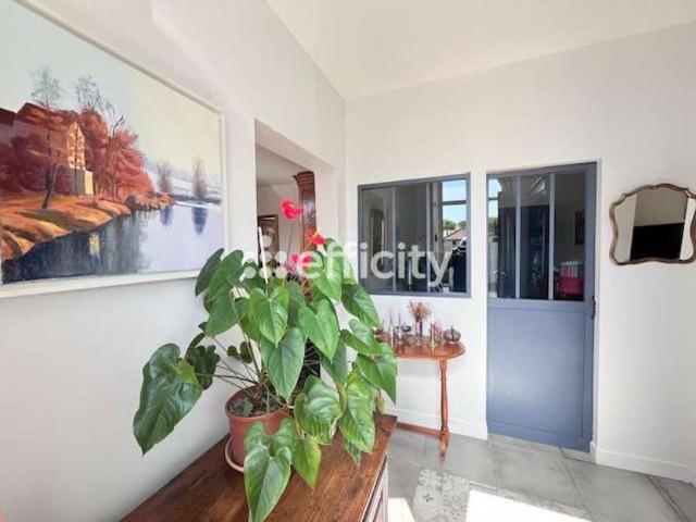 Vente maison 6 pièces Mirambeau 17