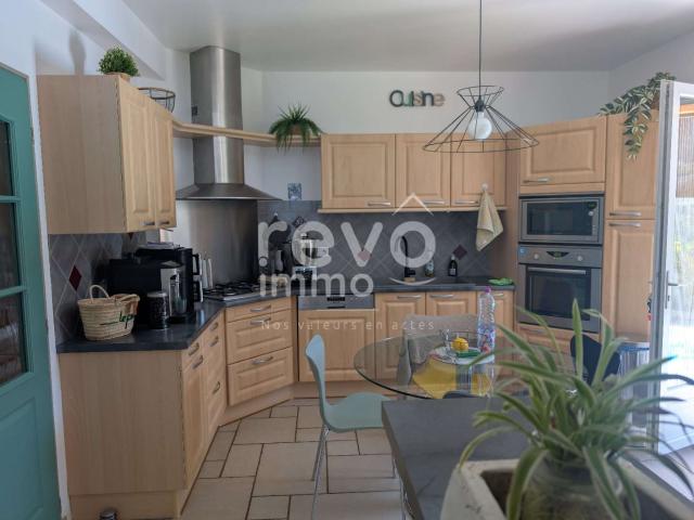 Vente maison 6 pièces La Rochette du Buis 26